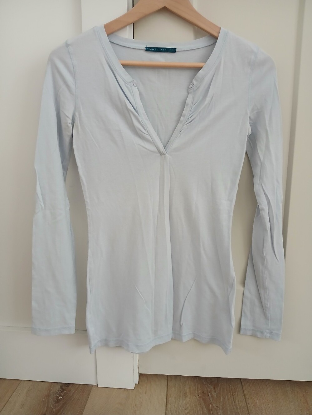 Vintage Smart Set Long Sleeve V-Neck Top